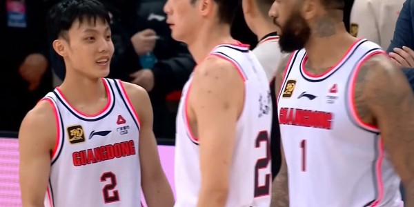 加盟广东队！男篮最强锋线正式放弃NBA，保送杜锋躺进总决赛！
