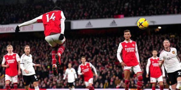 开云体育入口-林良锋：枪手携天意改剧本，曼联全面落后立正挨打