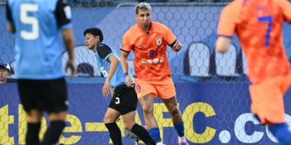 开云体育下载-马德兴：泰山给中国足球提气 放弃控球才是正道