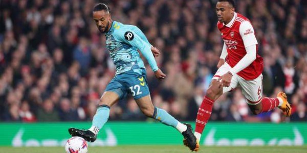 开云体育下载-阿森纳3连平仍掌握争冠主动权？作客曼城需要奇迹！