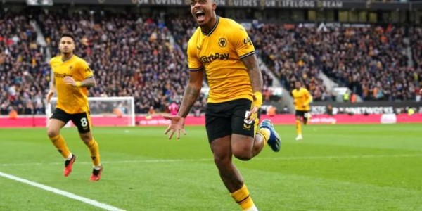 开云体育下载-切尔西输球成为习惯，波切蒂诺好像已经精神崩溃！