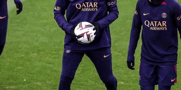 开云体育移动版-巴黎无所谓留人，皇马不执着抢人，姆巴佩不再吃香？